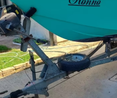 Cofano MT Evinrude 70 e carrello in blocco - Immagine 1