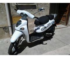 Scooter ottime condizioni utilizzato poco - Palermo - Immagine 4