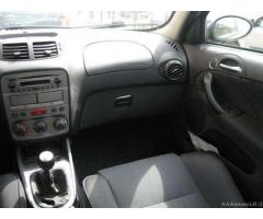 Alfa Romeo 147 1.9 JTD - Immagine 2