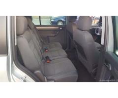 VOLKSWAGEN TOURAN 2.0 TDI 7 POSTI HIGHLINE - Veneto - Immagine 3