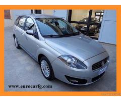 FIAT Croma 1.9 Mjt 120cv Active - Immagine 1