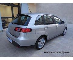 FIAT Croma 1.9 Mjt 120cv Active - Immagine 4