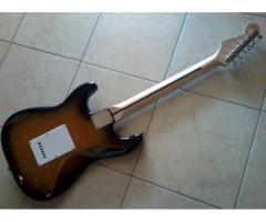Fender Stratocaster USA HSS Chitarra Elettrica - Immagine 2