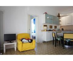 Pinarella, appartamento trilocale con ampio balcone - Immagine 4