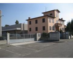 Rif: KC capannone Basilicanova - Capannone in Affitto a Montechiarugolo - Immagine 2