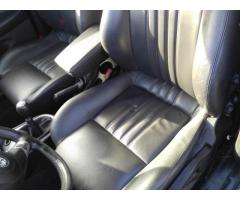 Alfa Romeo 147 1.9 JTD (120) 3 porte 120cv - Immagine 7