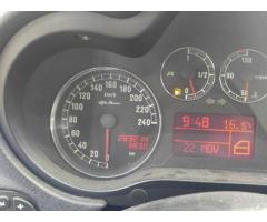 Alfa Romeo 147 1.9 JTD (120) 3 porte 120cv - Immagine 9