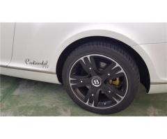 Bentley Continental GTC - Immagine 8