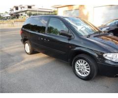 Chrysler Voyager 2.5 CRD cat LE - Immagine 3