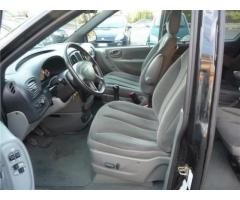 Chrysler Voyager 2.5 CRD cat LE - Immagine 8