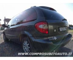 CHRYSLER Grand Voyager 2.5 CRD cat Limited rif. 7196109 - Immagine 6