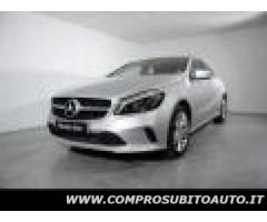 MERCEDES-BENZ A 180 d Automatic km 0 rif. 7188018 - Immagine 2