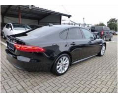 JAGUAR XF 2.0d 180 CV R-Sport Automatico FULL OPTIONAL rif. 7051757 - Immagine 3