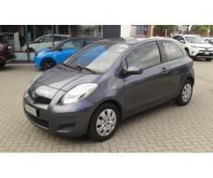 TOYOTA Yaris 1.3 3 porte Sol rif. 7196842 - Immagine 1