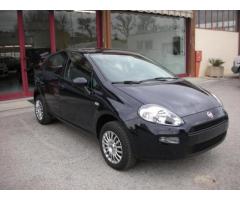 FIAT Punto 1.4 8V 5 porte Natural Power Street rif. 5990013 - Immagine 2