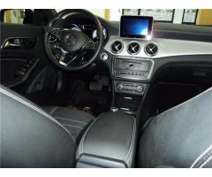 Mercedes-Benz CLA 200 d Automatic URBAN TETTO, NAVI, XENON - Immagine 7