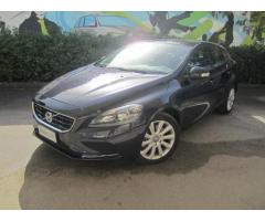 Volvo V40 D2 2.0 120 cv Geartronic Business - Immagine 1