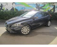 Volvo V40 D2 2.0 120 cv Geartronic Business - Immagine 2