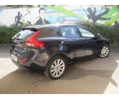 Volvo V40 D2 2.0 120 cv Geartronic Business - Immagine 3