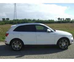 Audi Q5 2.0 TDI 170 CV quattro - Immagine 2