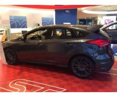 FORD Focus 2.3 Ecoboost 350 CV RS AWD*PRONTA CONSEGNA* - Immagine 9