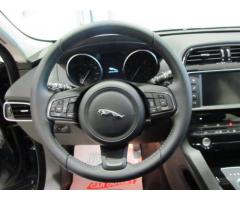 JAGUAR F-Pace 2.0d PURE 180 CV MODEL YEARS 2016 - Immagine 8