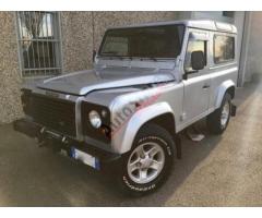 LAND ROVER Defender 90 2.5 Td5 Station Wagon S - Immagine 2