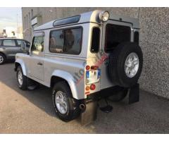 LAND ROVER Defender 90 2.5 Td5 Station Wagon S - Immagine 4