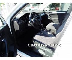 VOLKSWAGEN Tiguan NUOVA TIGUAN 2.0 TDI 150CV Business BMT - Immagine 9