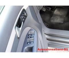 VOLKSWAGEN Touran 1.6 TDI Trendline EURO 5 DPF - Immagine 10