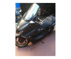 YAMAHA T-MAX - Immagine 1