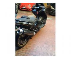 YAMAHA T-MAX - Immagine 2