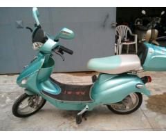 scooter elettrico vari colori e con batteria nuova e non assicurazione - Immagine 1