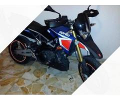 Aprilia Dorsoduro 750 - 2016 motard - Immagine 1
