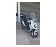 Kymco Grand Dink 250 - Immagine 2