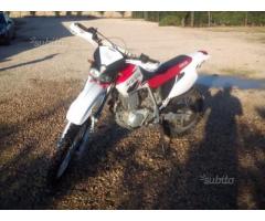 Yamaha TTR 600 - Immagine 4