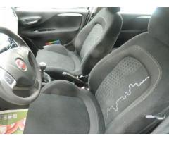 FIAT Punto 1.4 8V 5 porte Easypower Young - Immagine 2