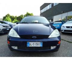 FORD Focus 1.6i 16v cat SW Ambiente - Immagine 2