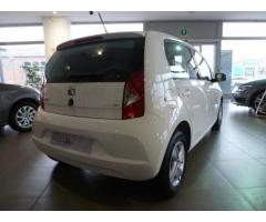 SEAT Mii 1.0 68 CV 5p. Chic Ecofuel - Immagine 5