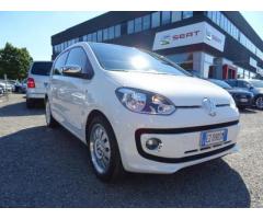 VOLKSWAGEN up! 1.0/75 Cv highup! ASG 5p - Immagine 3