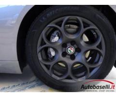 Alfa Romeo Giulia 2.2 Turbodiesel 150CV 'Km0' Euro6 GARANZIA TOTALE - Immagine 7