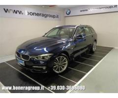 BMW 320 d Touring Luxury - Immagine 1