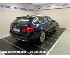 BMW 320 d Touring Luxury - Immagine 4