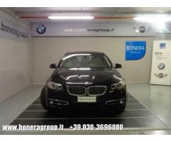 BMW 525 d Touring Luxury - Immagine 3