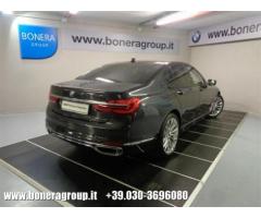 BMW 750 i xDrive Eccelsa - Immagine 5