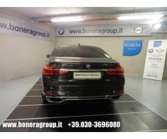 BMW 750 i xDrive Eccelsa - Immagine 6