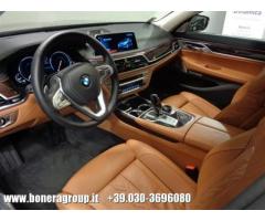 BMW 750 i xDrive Eccelsa - Immagine 9