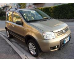 FIAT Panda 1.3 MJT 16V 4x4 Climbing - Immagine 3