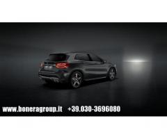 MERCEDES-BENZ GLA 220 d Automatic 4Matic Premium - Immagine 5