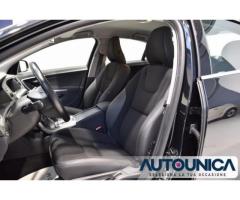 VOLVO S60 D3 GEARTRONIC MOMENTUM AUT NAVI PELLE SENS LED - Immagine 4